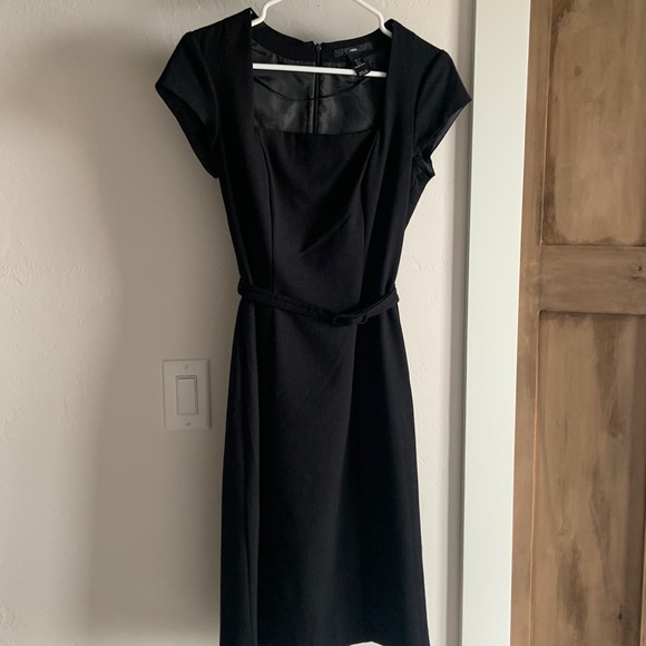 H &M black belted dress - Picture 3 of 12